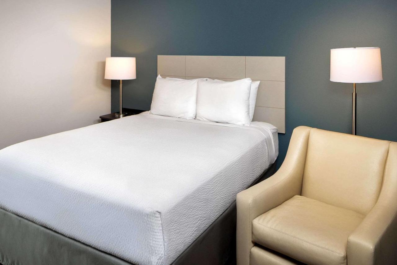 Woodspring Suites Houston Iah Airport Гамбл Екстер'єр фото