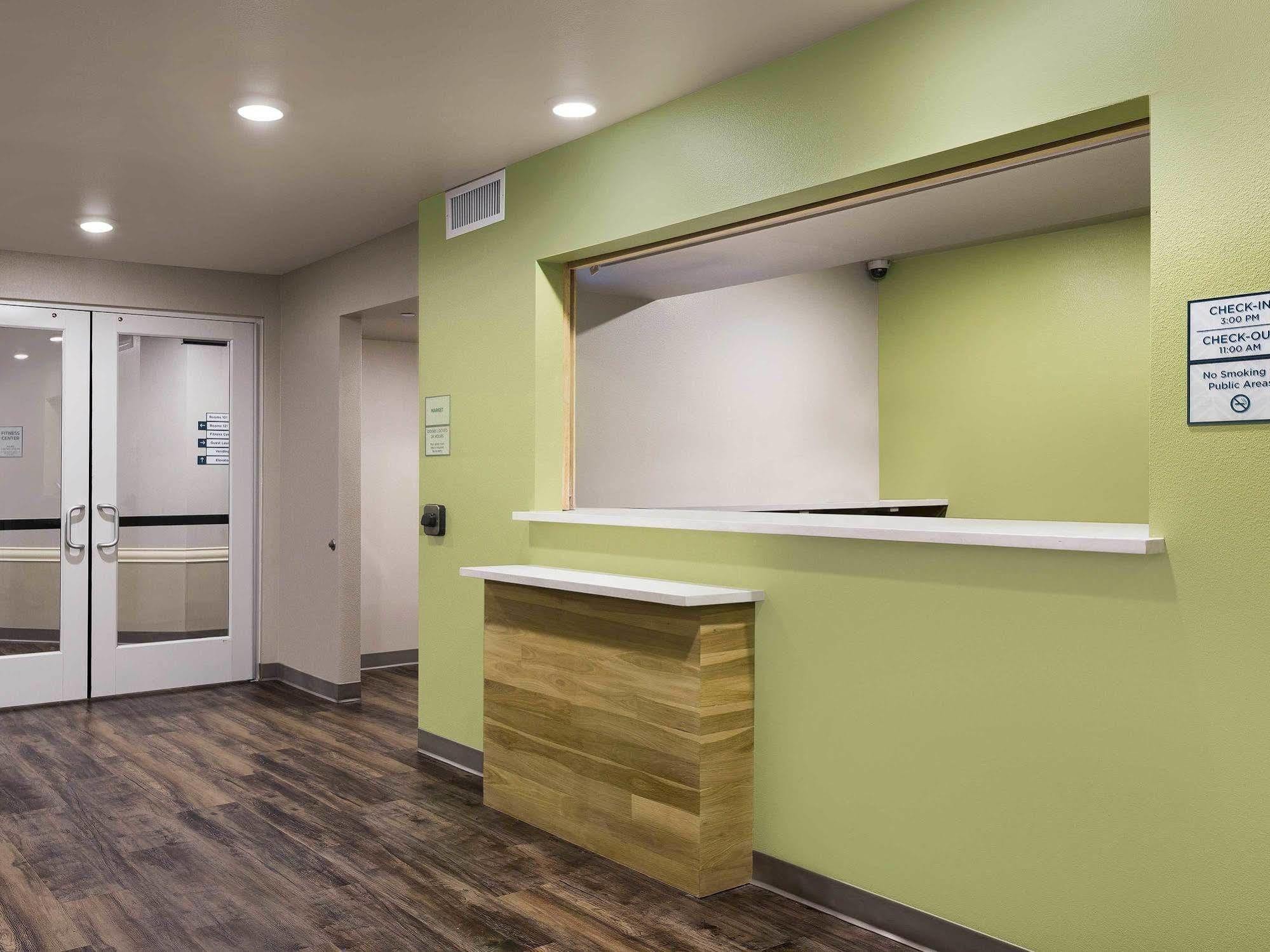 Woodspring Suites Houston Iah Airport Гамбл Екстер'єр фото