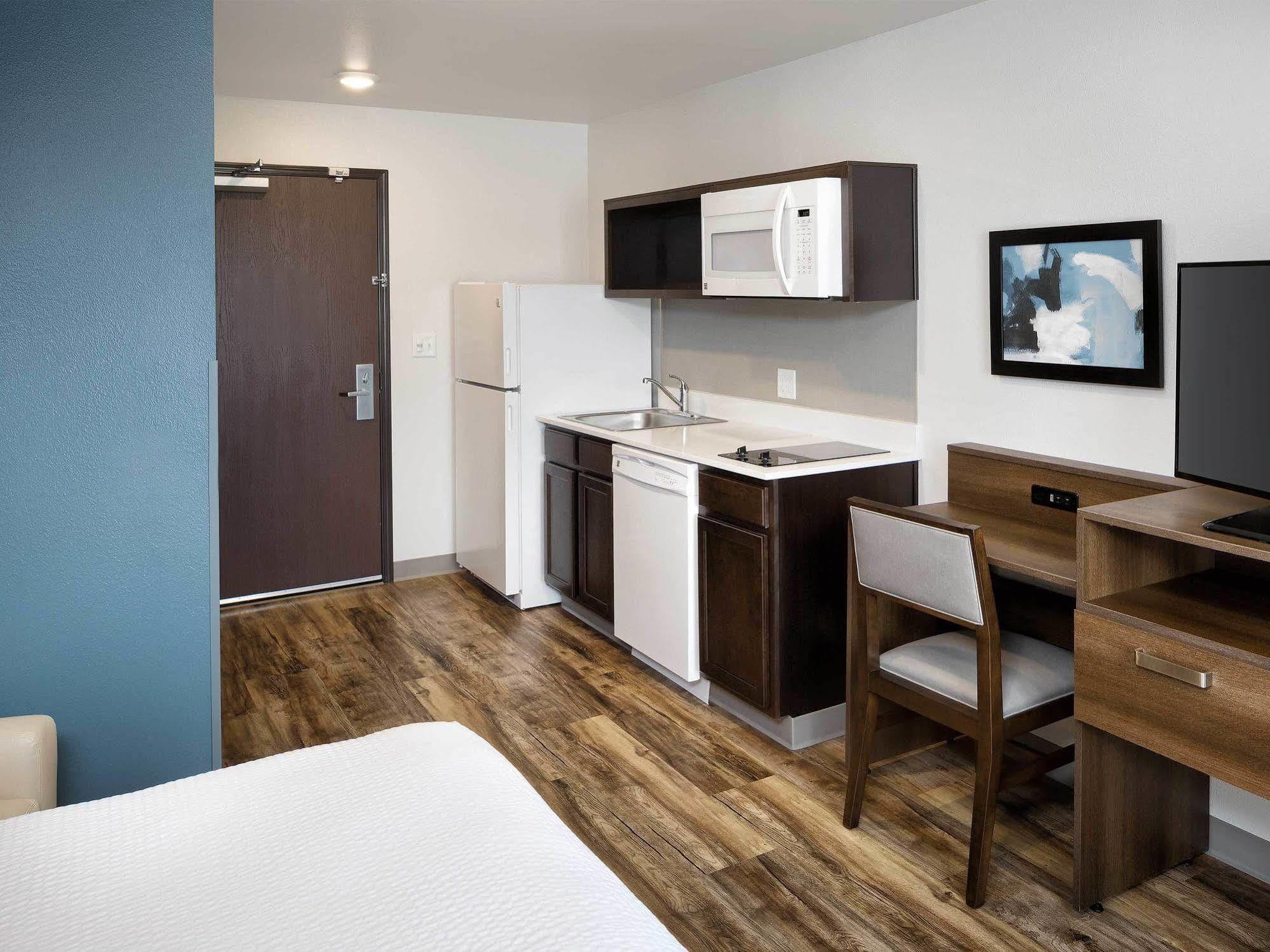 Woodspring Suites Houston Iah Airport Гамбл Екстер'єр фото